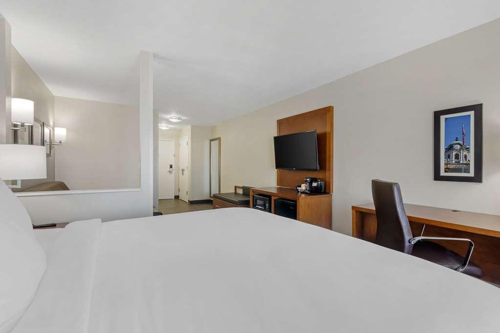 Comfort Inn & Suites ブランズウィック 部屋 写真